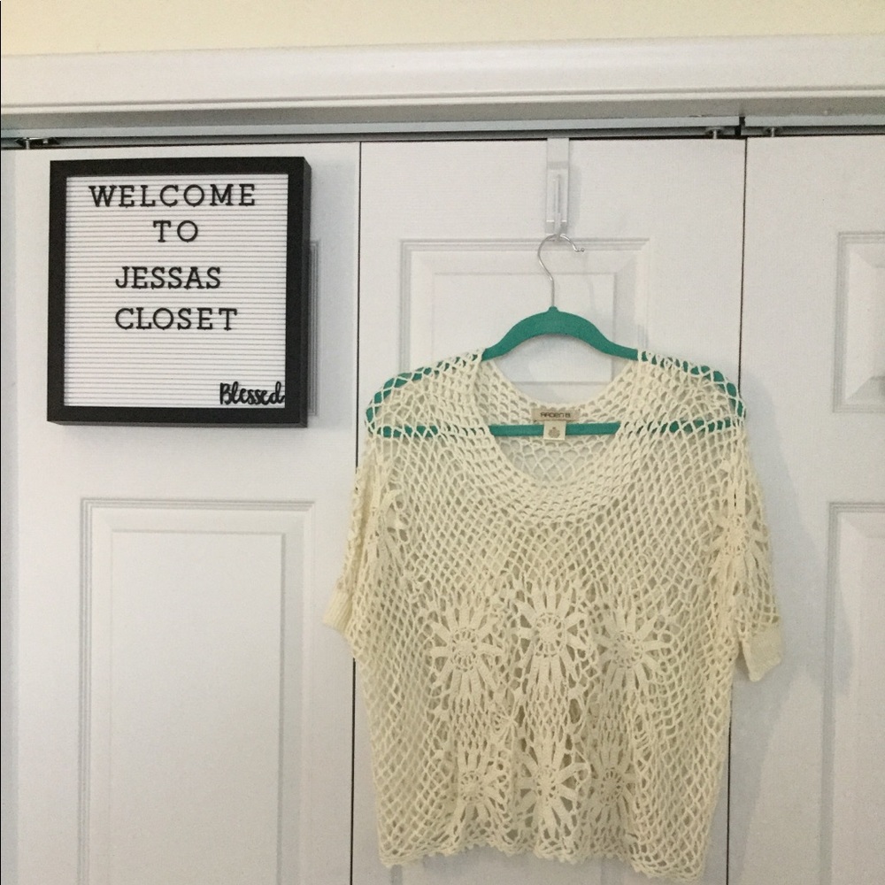 Arden B XL crochet sweater